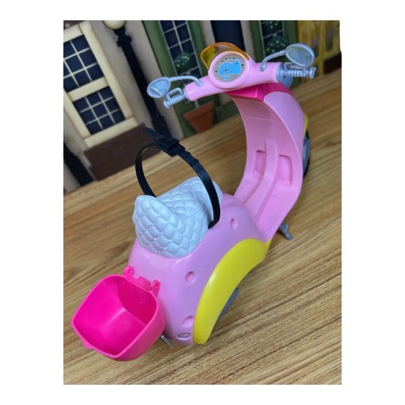 Vintage Barbie Doll Blonde Blue Eyes & Barbie Vespa Scooter with Basket - Picture 9 of 11